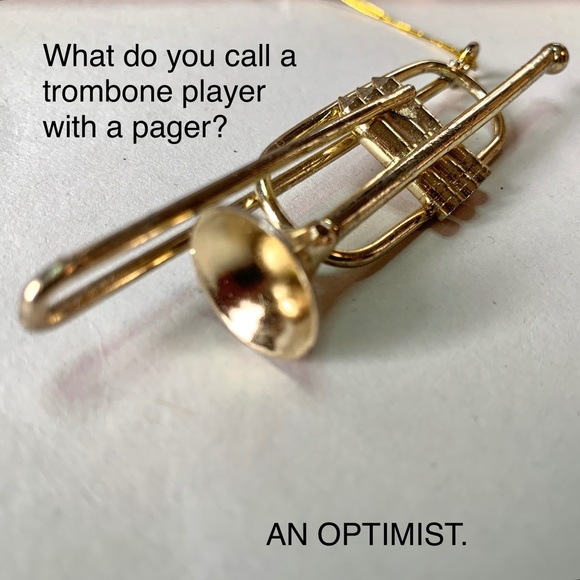 FREE IN A BUNDLE: Trombone ornament, vintage, gold-tone, Christmas, band - Picture 4 of 8